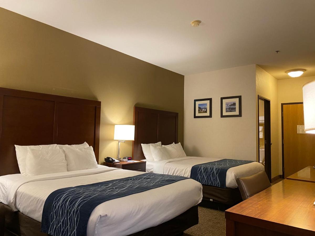 Comfort Inn Marina On The Monterey Bay Экстерьер фото